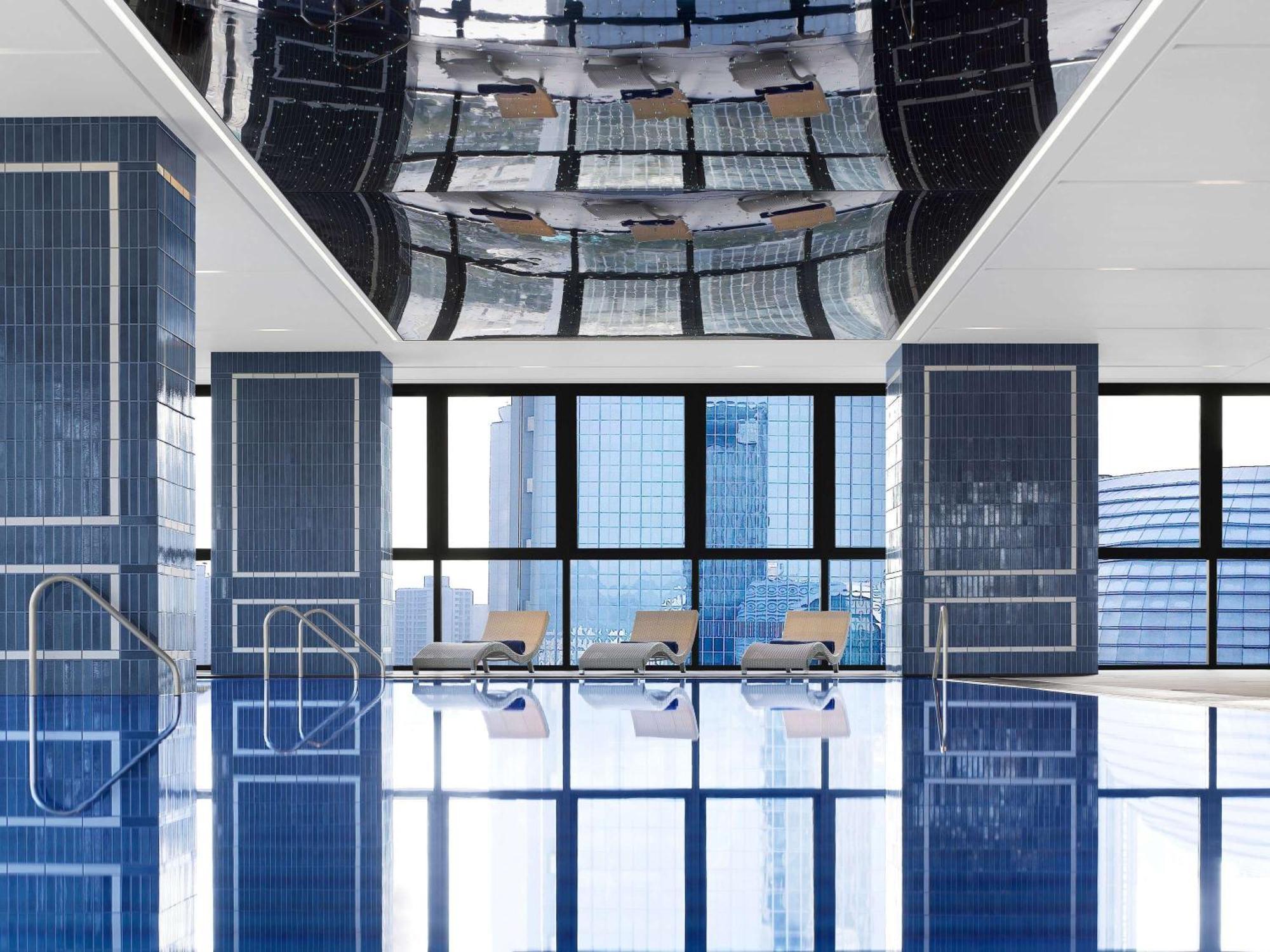 Sofitel Ambassador & Hotel