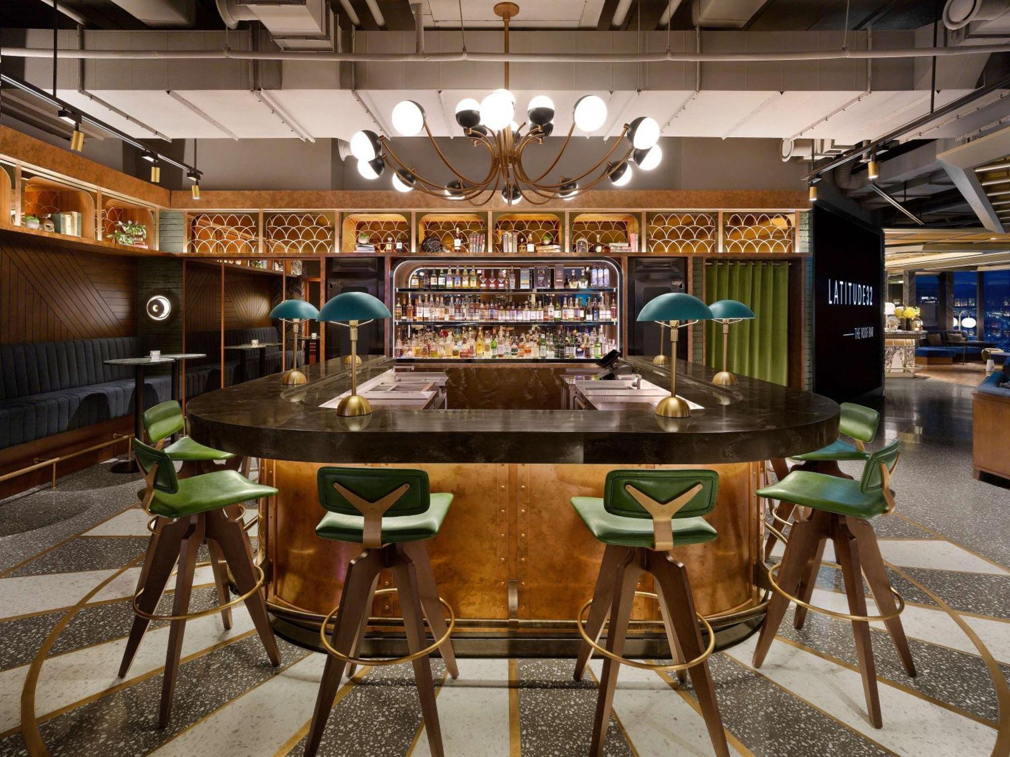 Sofitel Ambassador & 5*