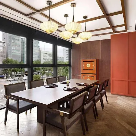 Sofitel Ambassador Seoul Hotel & Serviced Residences 