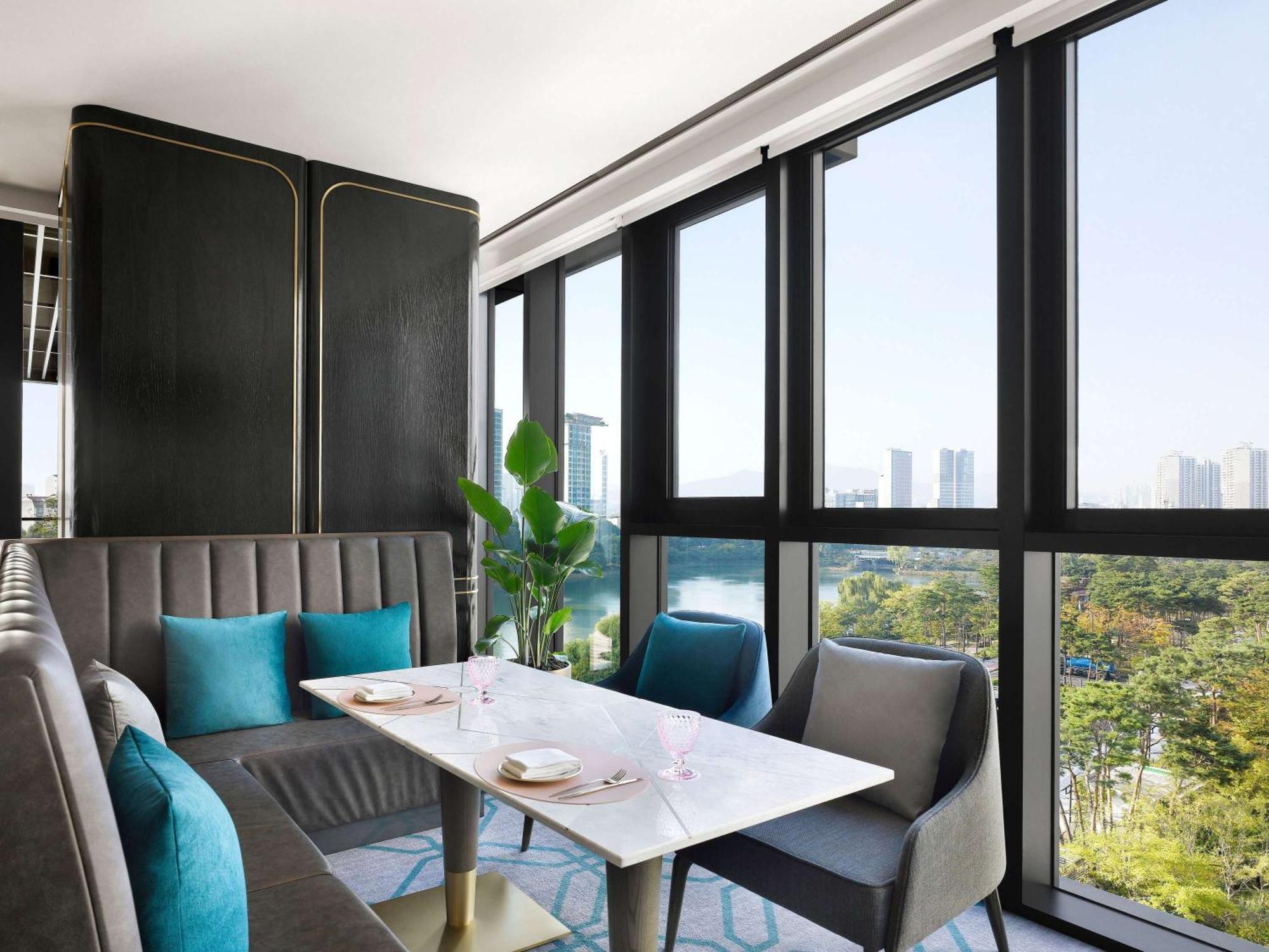 Hotel Sofitel Ambassador & Seoul