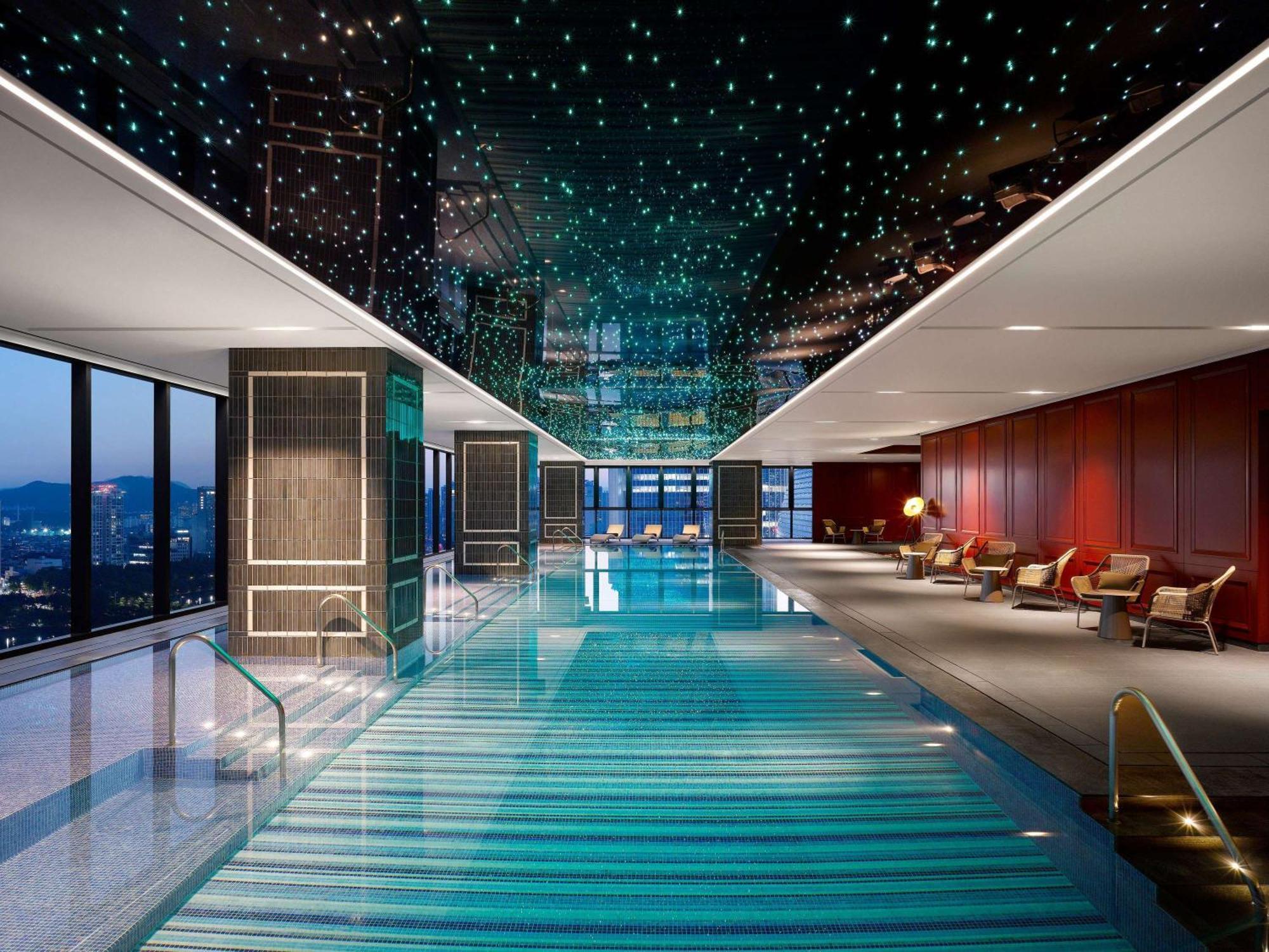 Sofitel Ambassador & 5*