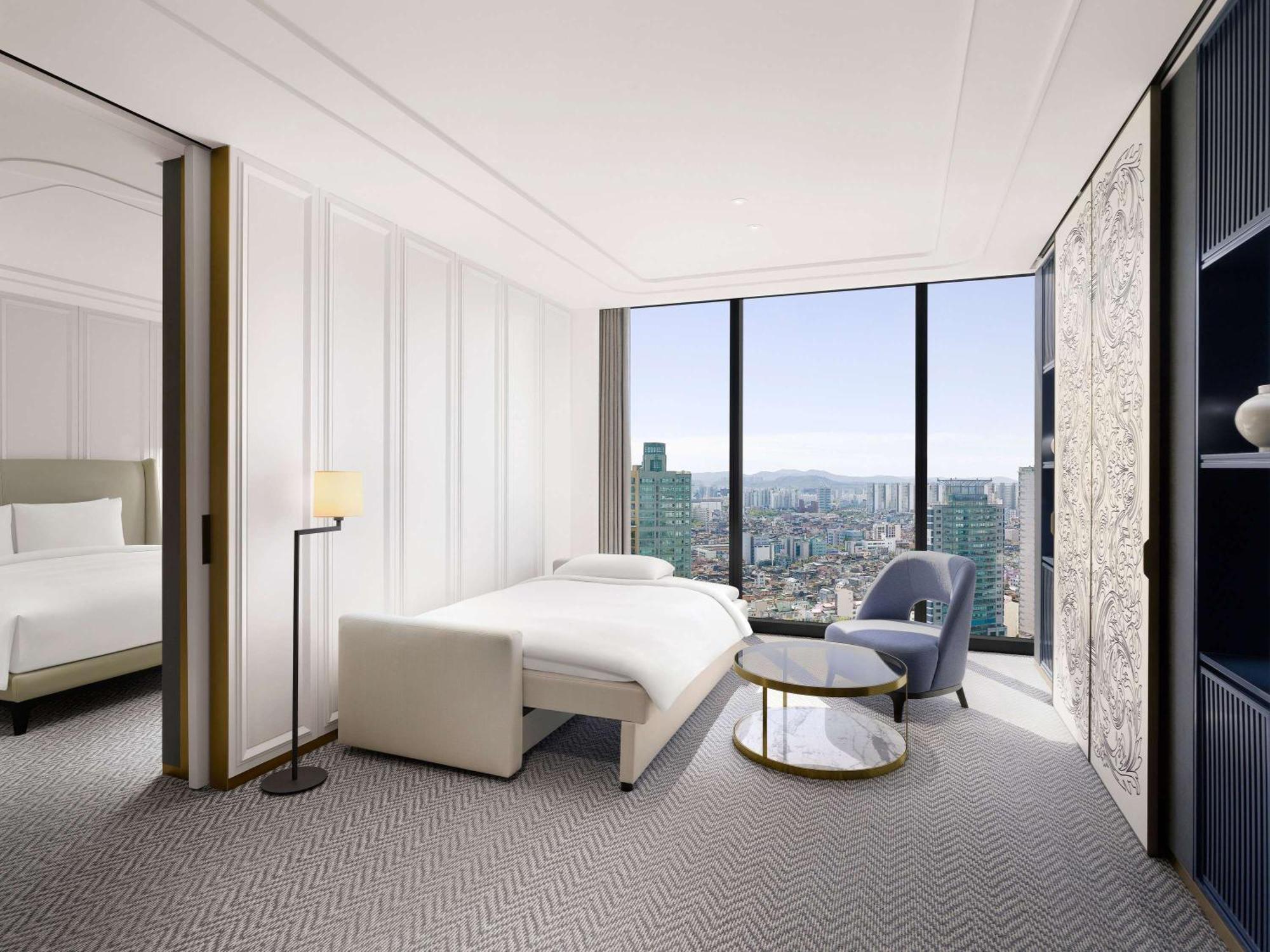 Sofitel Ambassador & 酒店 5*